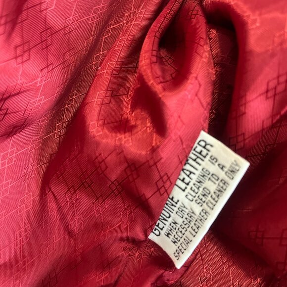 Vintage ‘80s G-III Ladies Red Leather Jacket - Picture 4 of 7